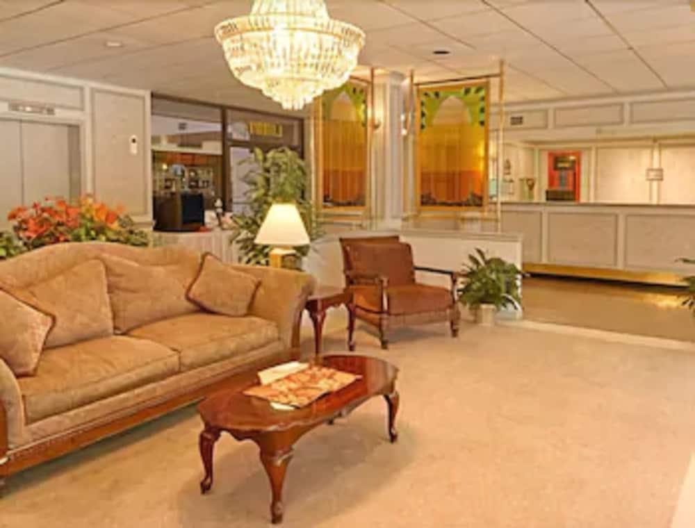 Ramada By Wyndham Paintsville Hotel & Conference Center Eksteriør bilde