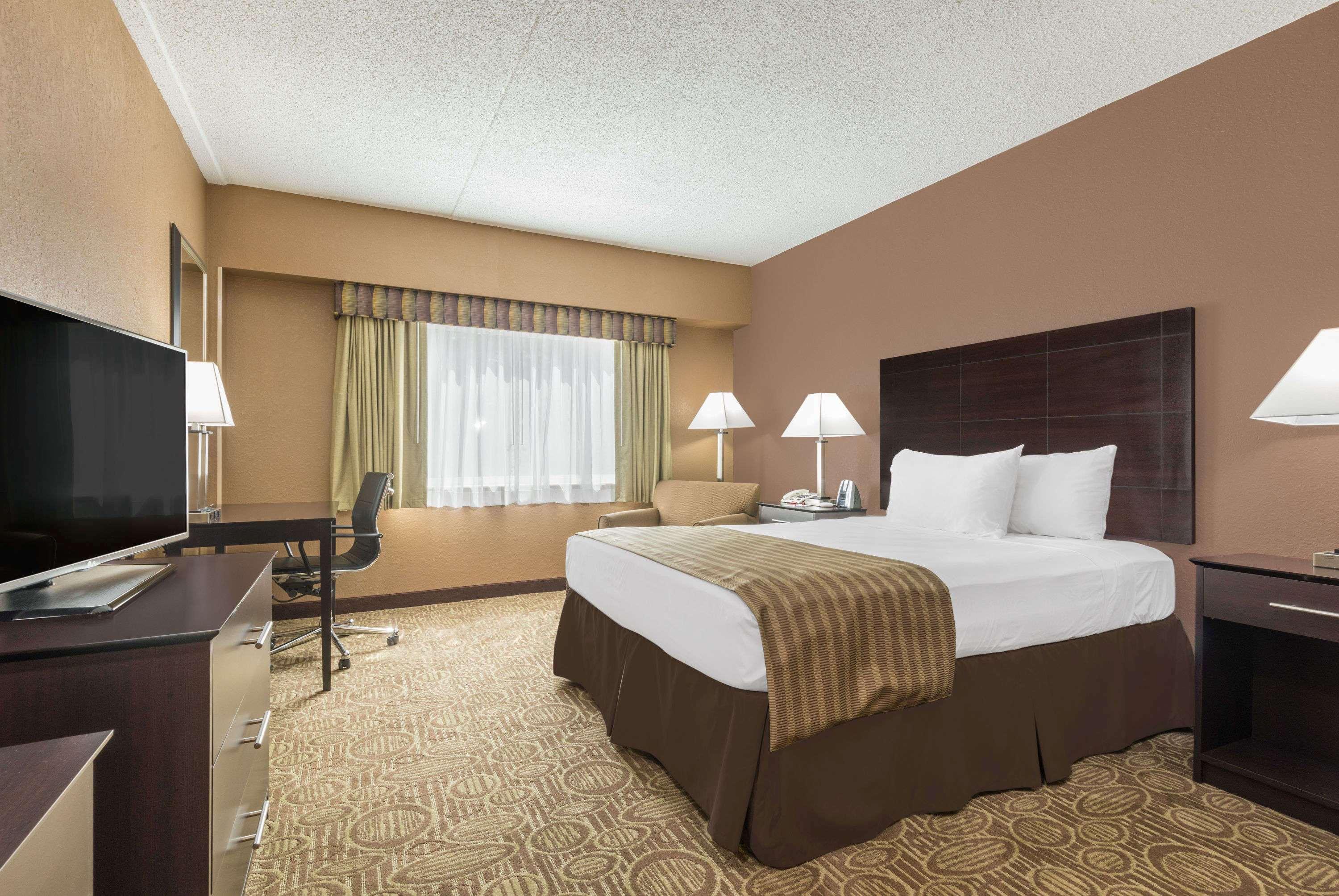 Ramada By Wyndham Paintsville Hotel & Conference Center Eksteriør bilde