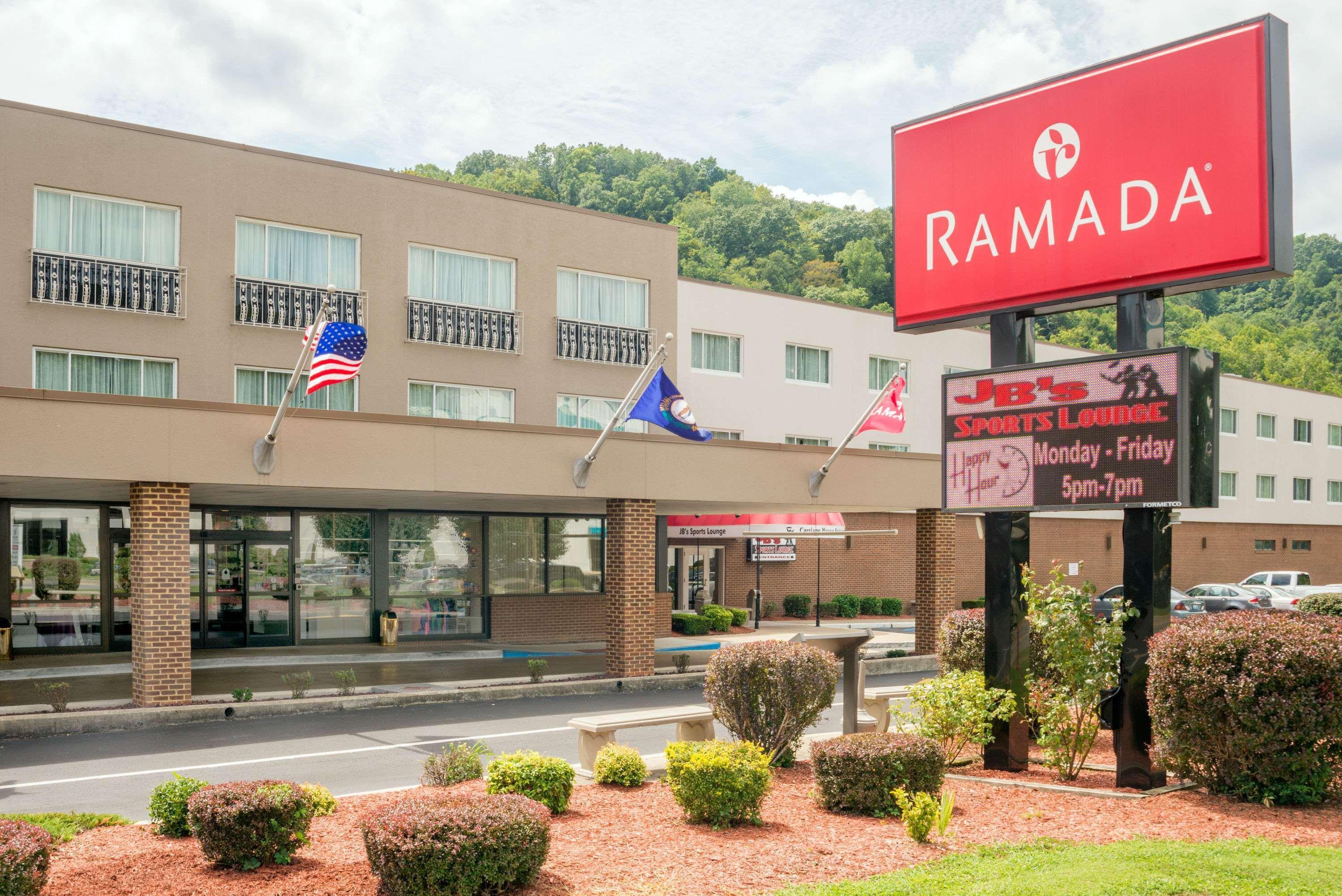 Ramada By Wyndham Paintsville Hotel & Conference Center Eksteriør bilde